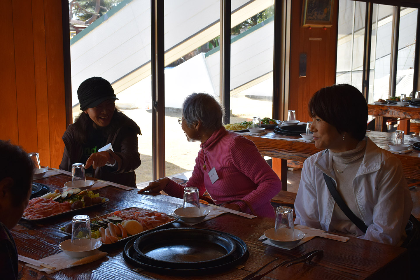 高麗神社参拝・サイボクハムで食事会（もやいの会2月例会）〈埼玉県日高市〉