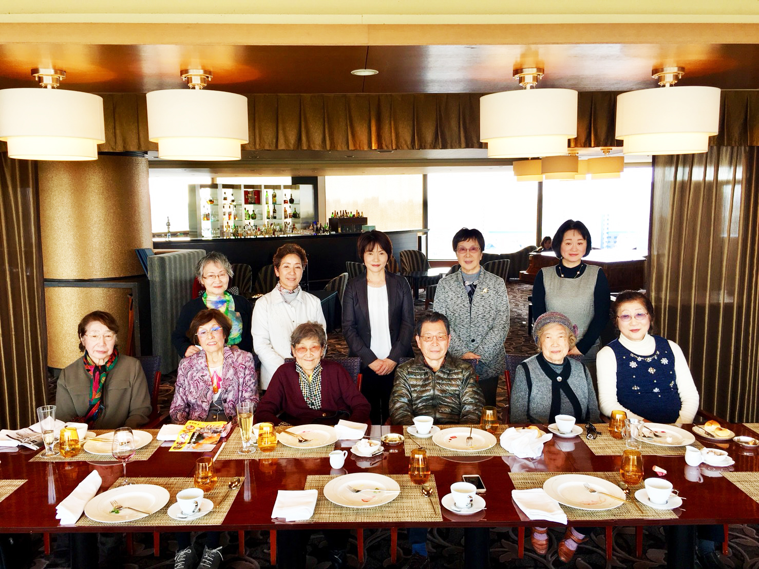 新年会〈コンテンポラリー・ダイニング　クラウン〉