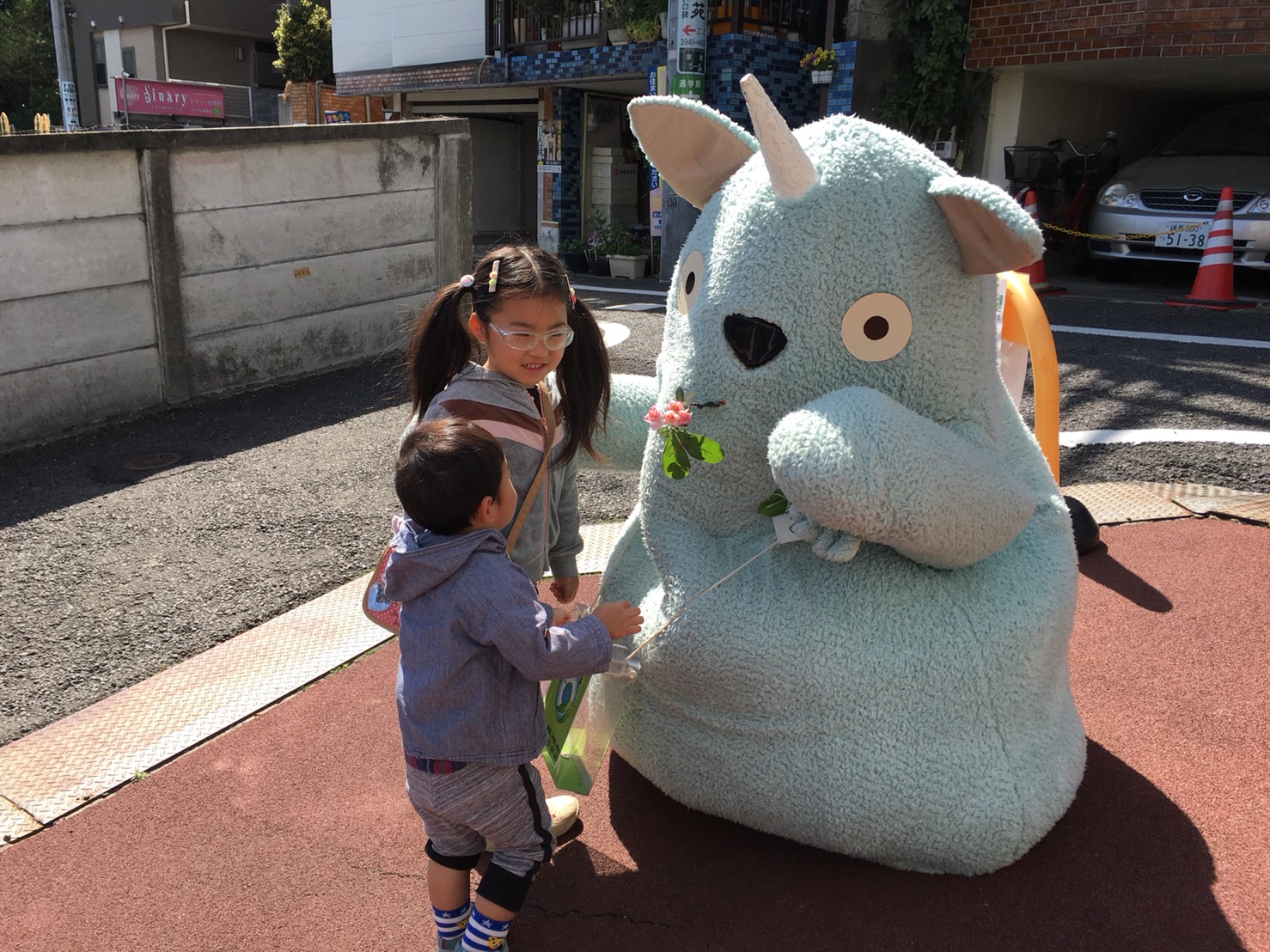 花祭り供養〈東京都豊島区・すがも平和霊苑〉