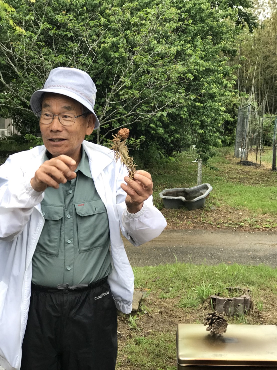 しいたけのコマ打ちと香りの教室（もやいの会5月例会）〈千葉県・吉四六村〉