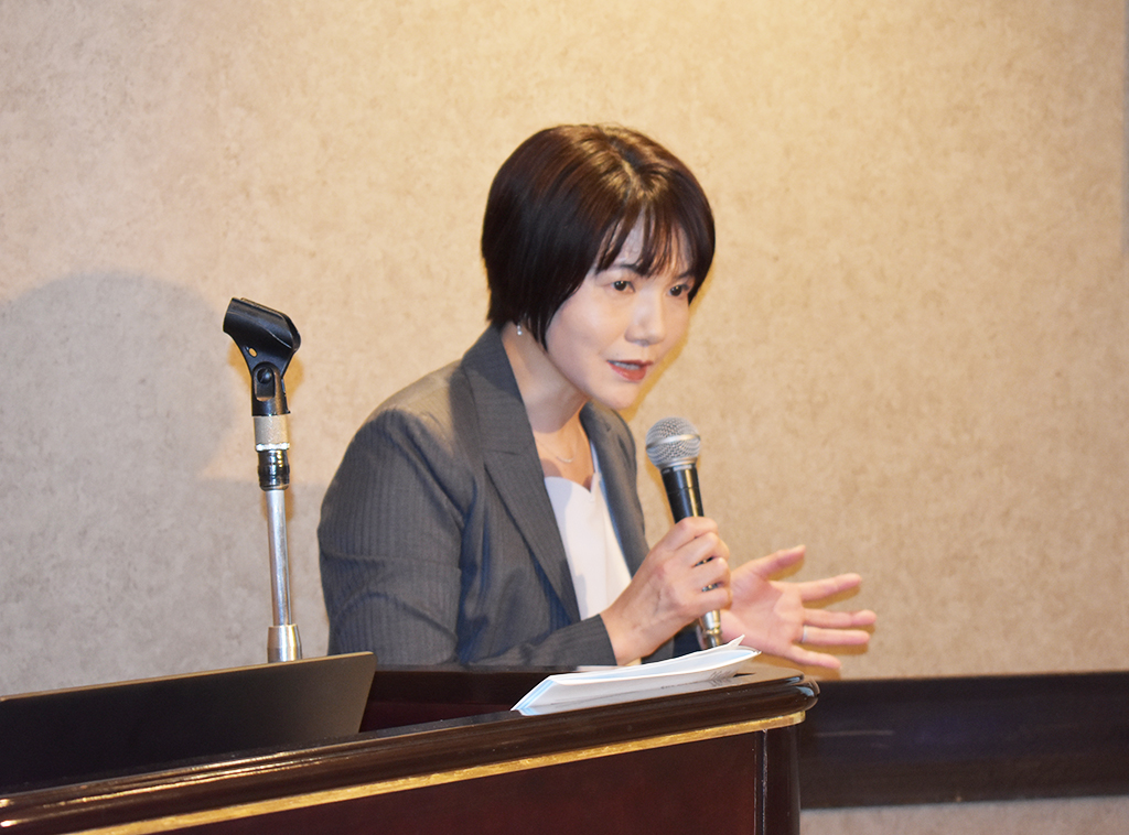 りすシステム代表・杉山 講演〈横浜ベイシェラトン・京王プラザホテル〉
