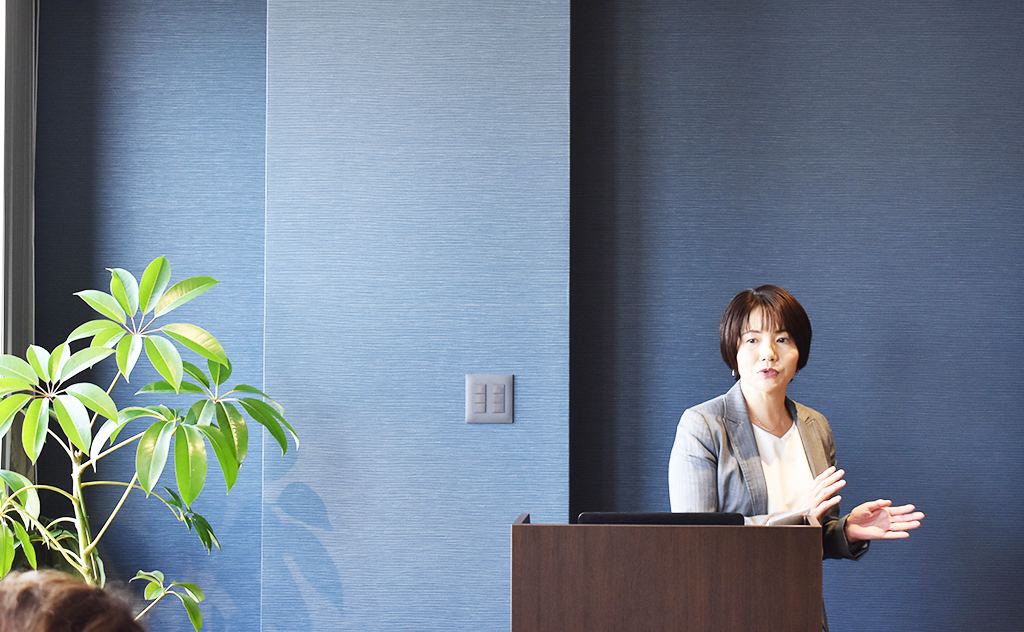 りすシステム代表・杉山 講演〈新宿デュオセーヌサロン〉