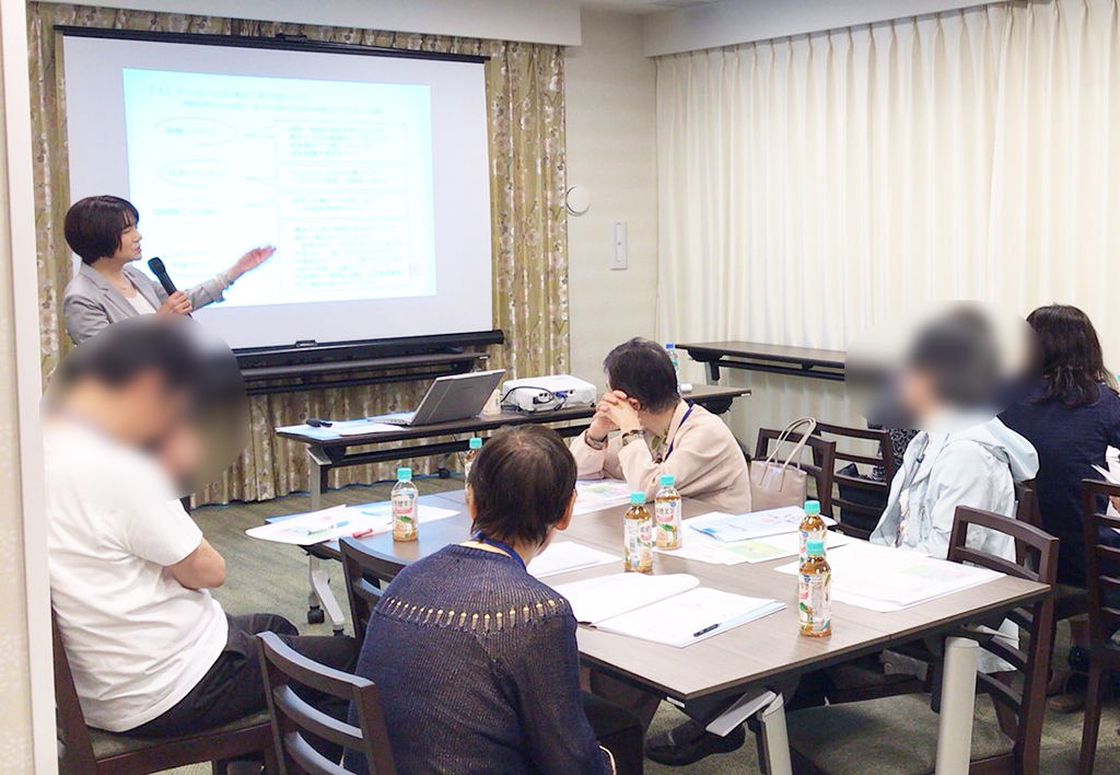 りすシステム代表・杉山 講演〈センチュリーシティ王子〉