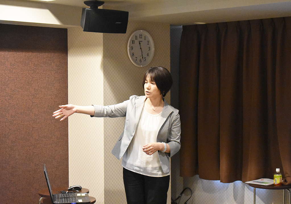 りすシステム代表・杉山 講演〈ダイヤモンドライフ森の里ヒルズ〉