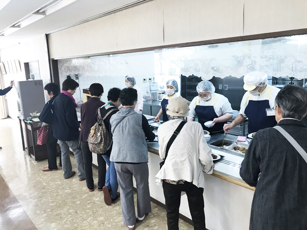 施設見学会〈ケアハウス ロイヤルの園〉